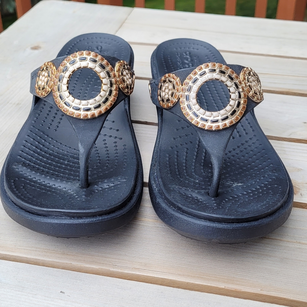 Crocs flip flops sandals black size 10
